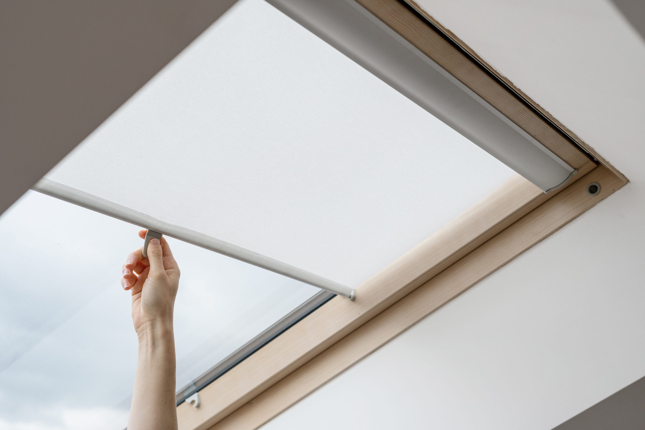 Discover Perfect Balance of Skylight Blinds
